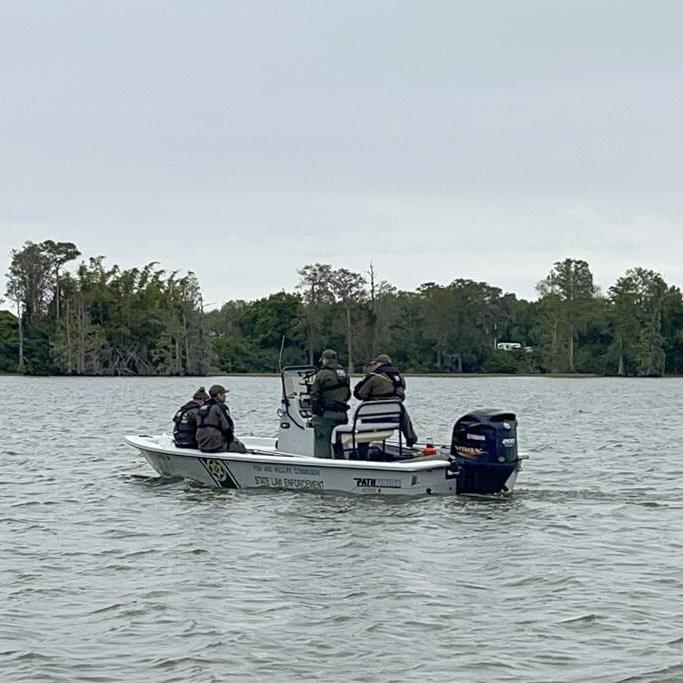 2 missing Florida boaters found dead in lake near Legoland